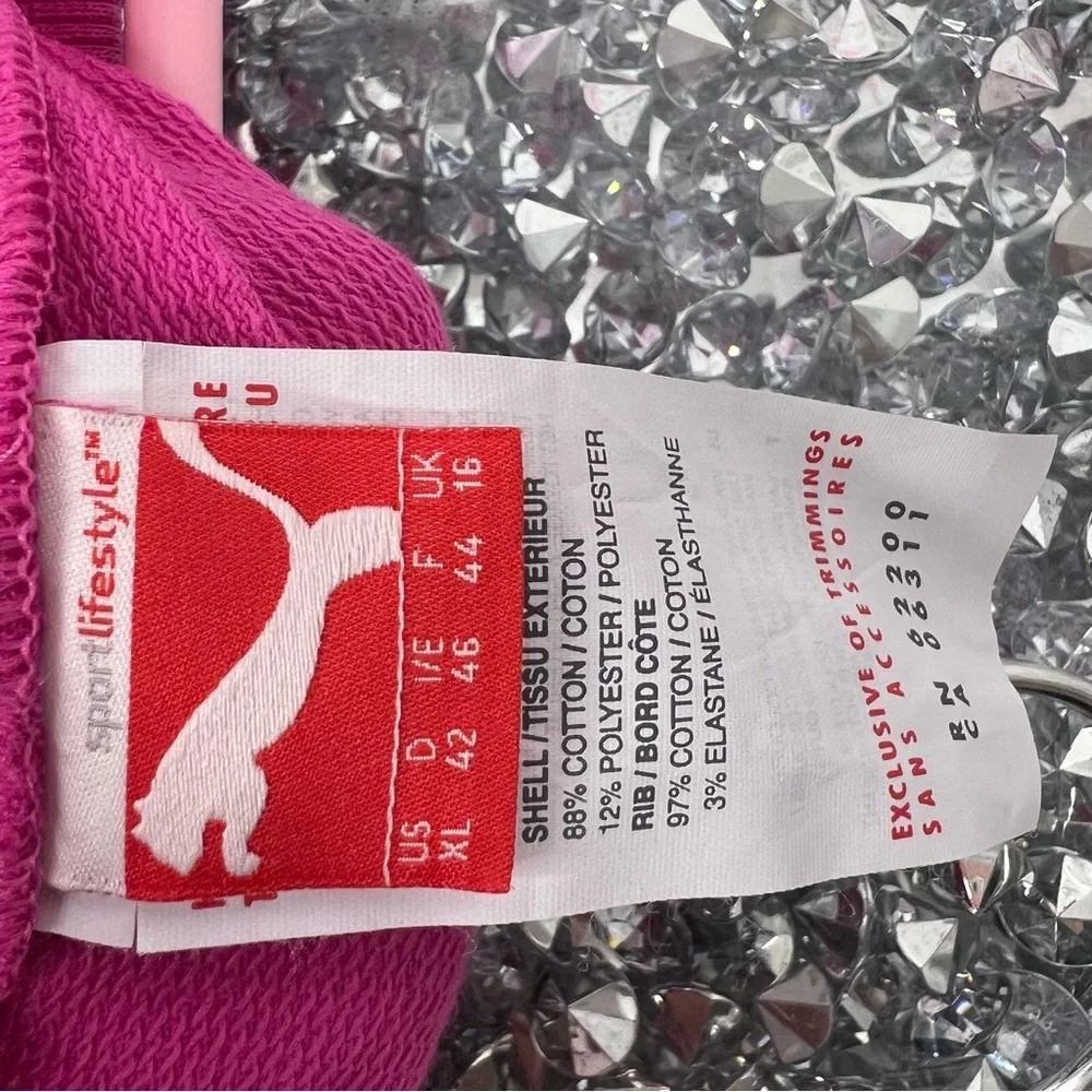 Puma shorts pink silver logo emblem on back metal new without tags workout gym - Picture 6 of 6